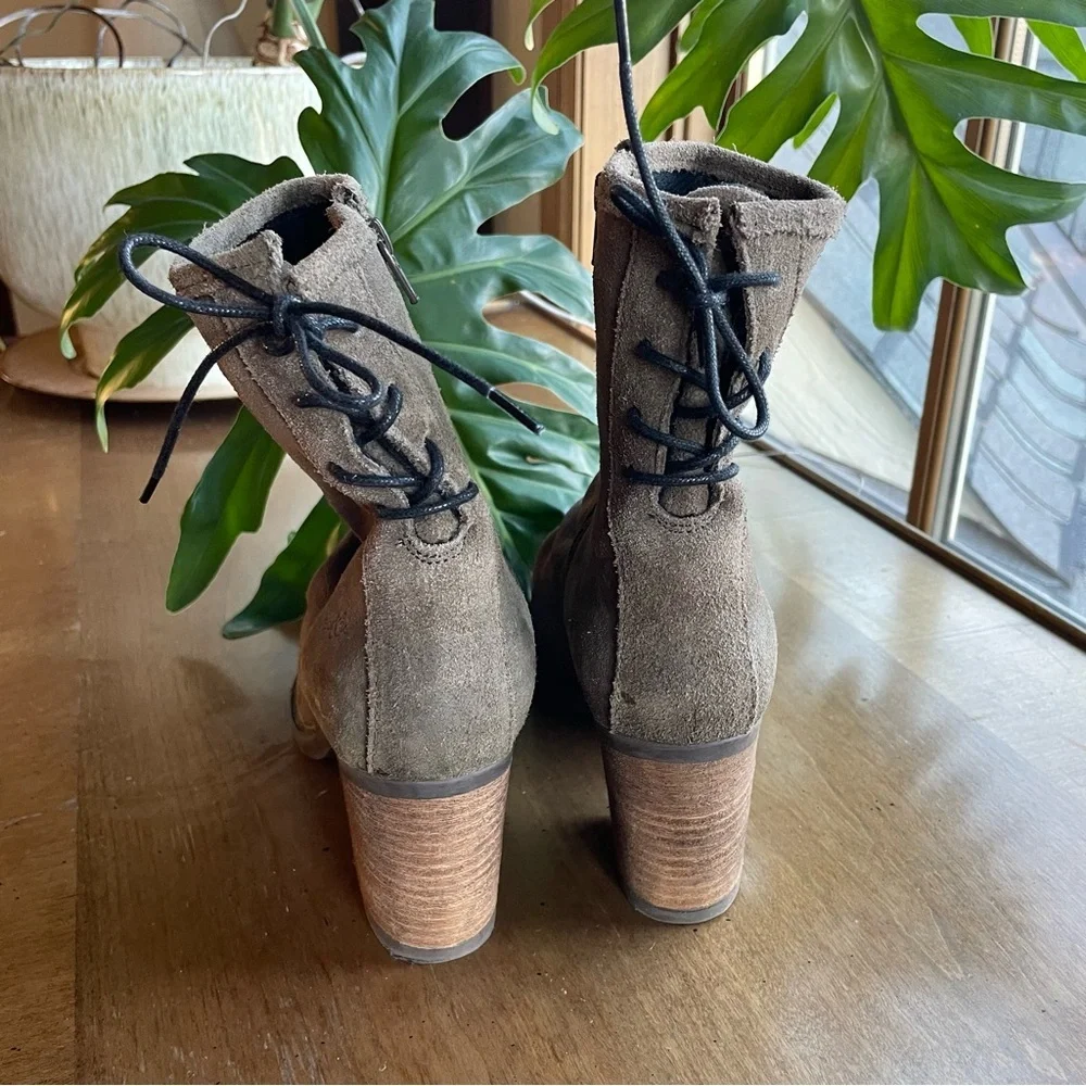 Bos. & Co. Brown Slouchy Suede Leather Ankle Boots Back Lace Detail size EU 41